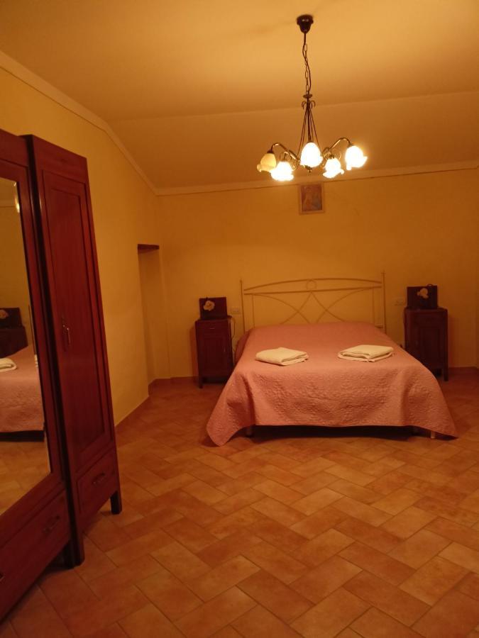 Apartament La Casa Di Ida Porciano Zewnętrze zdjęcie