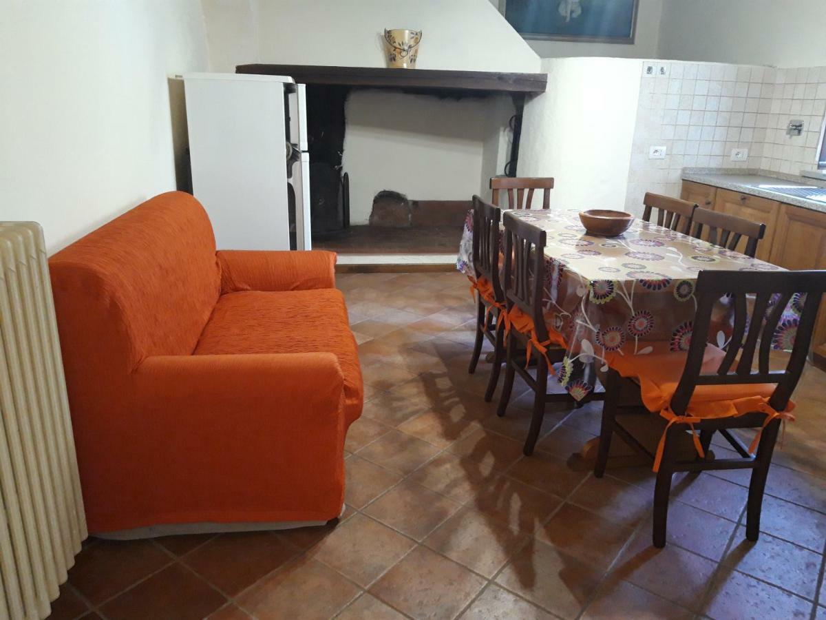 Apartament La Casa Di Ida Porciano Zewnętrze zdjęcie